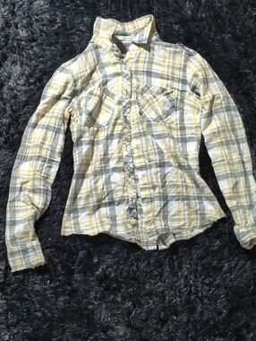 Women's Plaid Long Sleeve Button Up